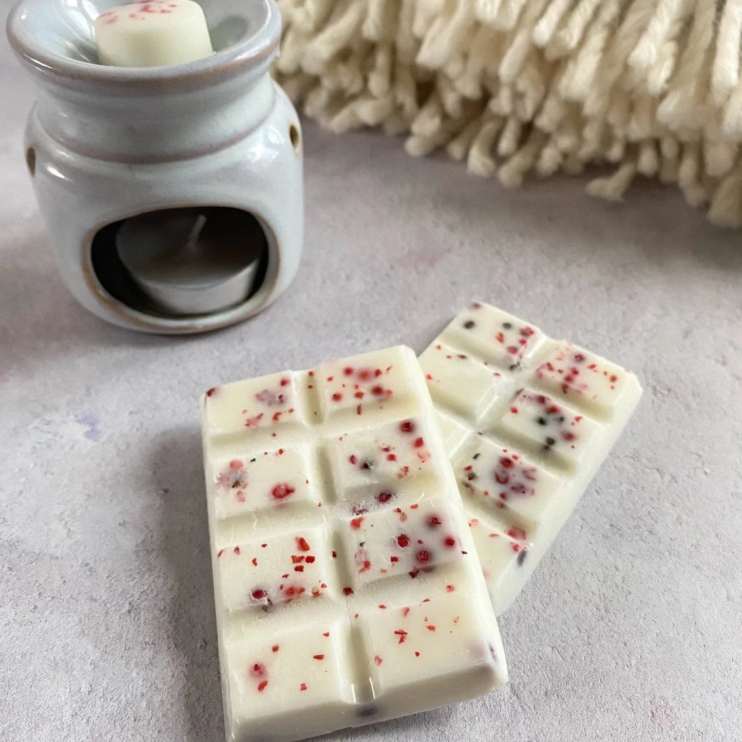 Raspberry and Pink Pepper | Luxury Soy Wax Melt Bar | Scent of the sea | Pretty wax melts