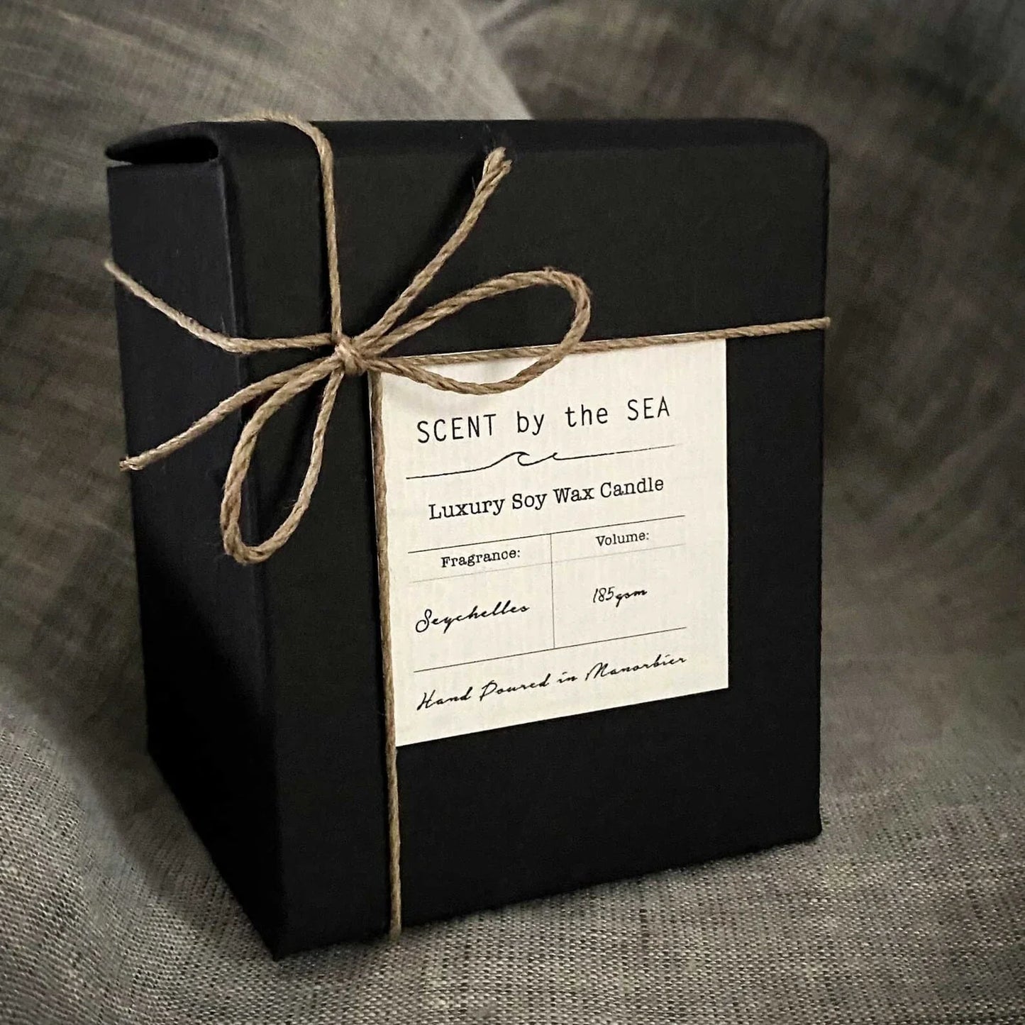 Seychelles | Luxury Soy Wax Scented Candle in Apothecary Jar with Lid | Gift Boxed Candle | Tropical Candle | Holiday Smell