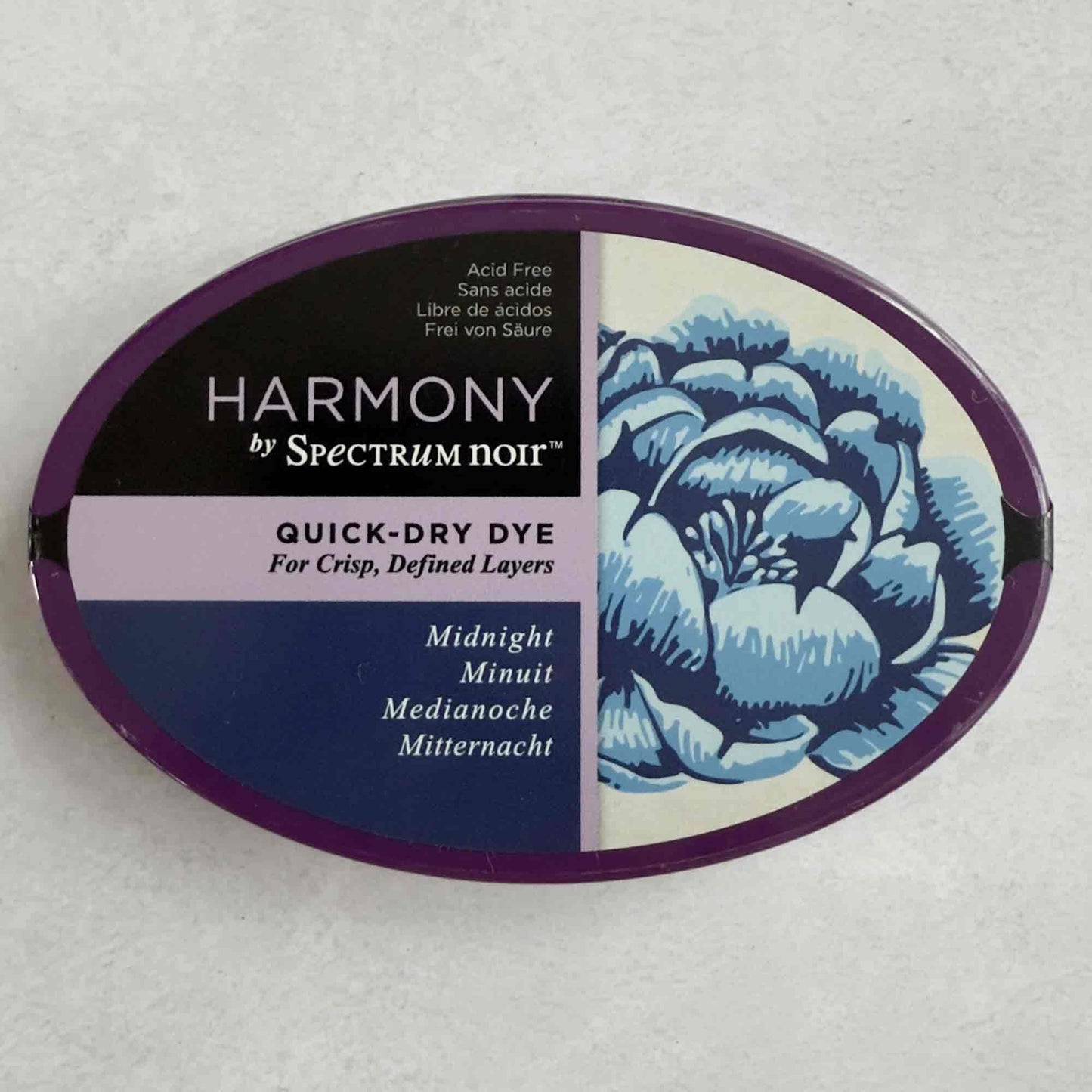 Acid free ink pad in a dark navy blue colour. Perfect to use with wood block stamps