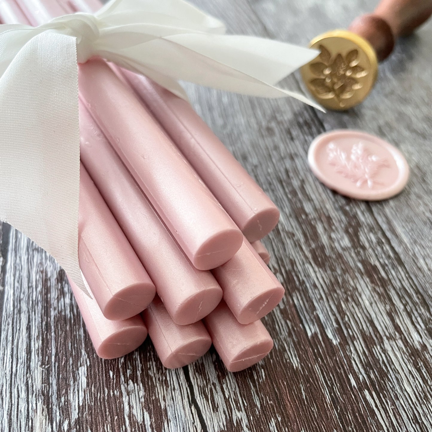 Sealing Wax Stick in Soft Pink wax seals thenaturalpapercompany