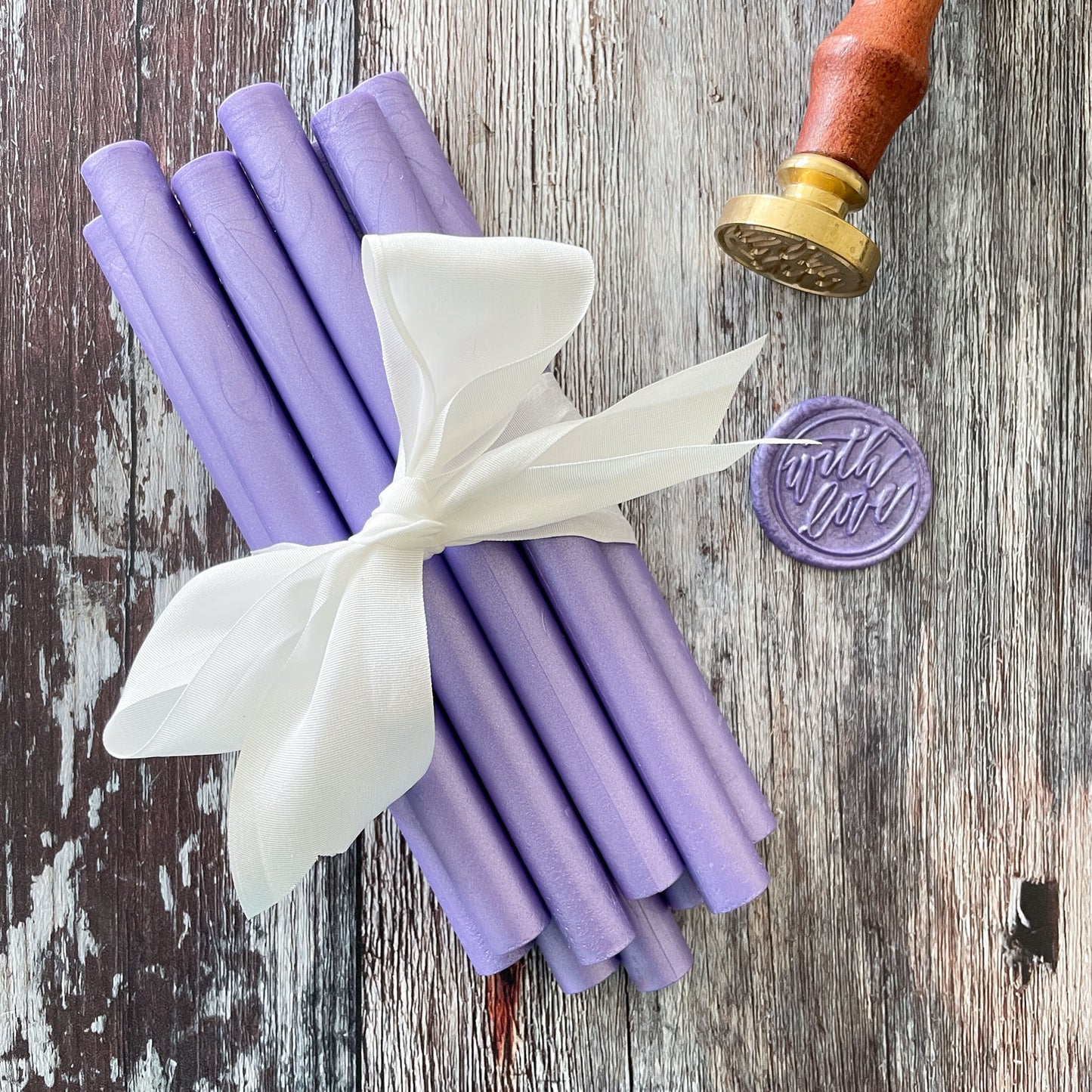 Sealing Wax Stick in Lilac wax seals thenaturalpapercompany