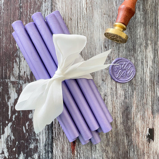 Sealing wax stick in lilac