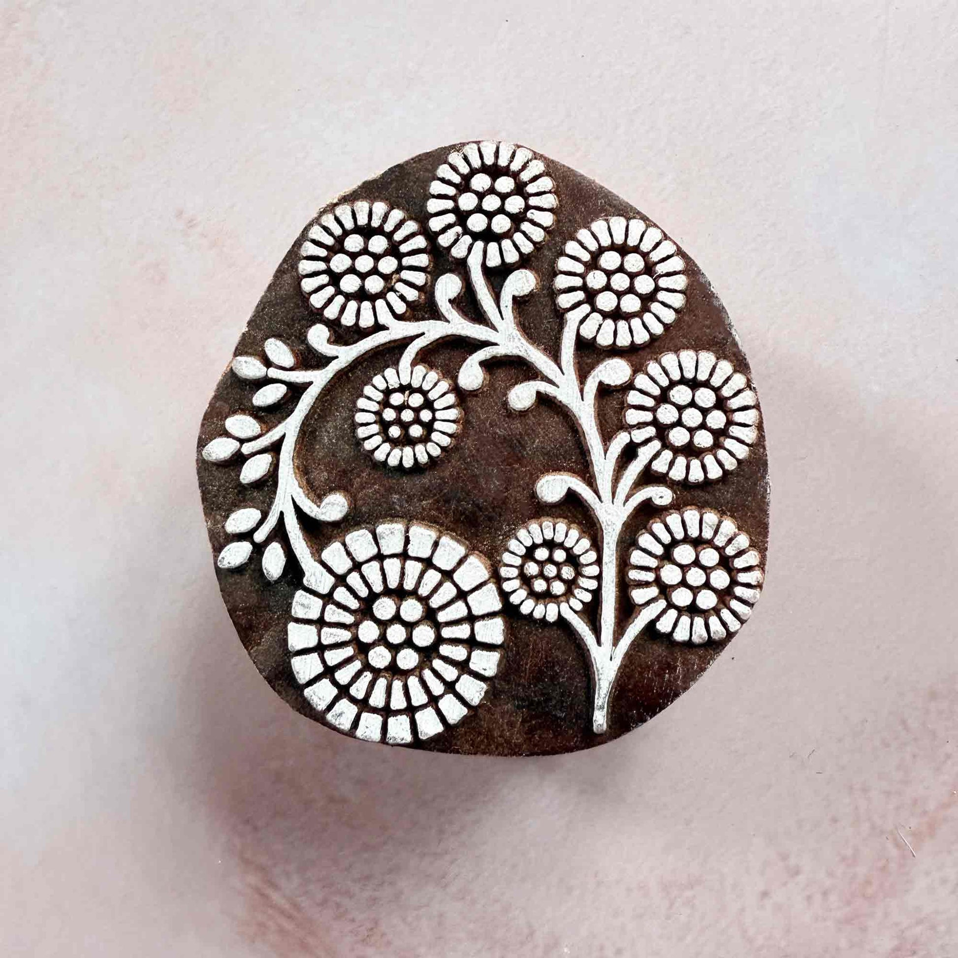 retro flower pattern wood block stamp for paper, fabric and gift wrap
