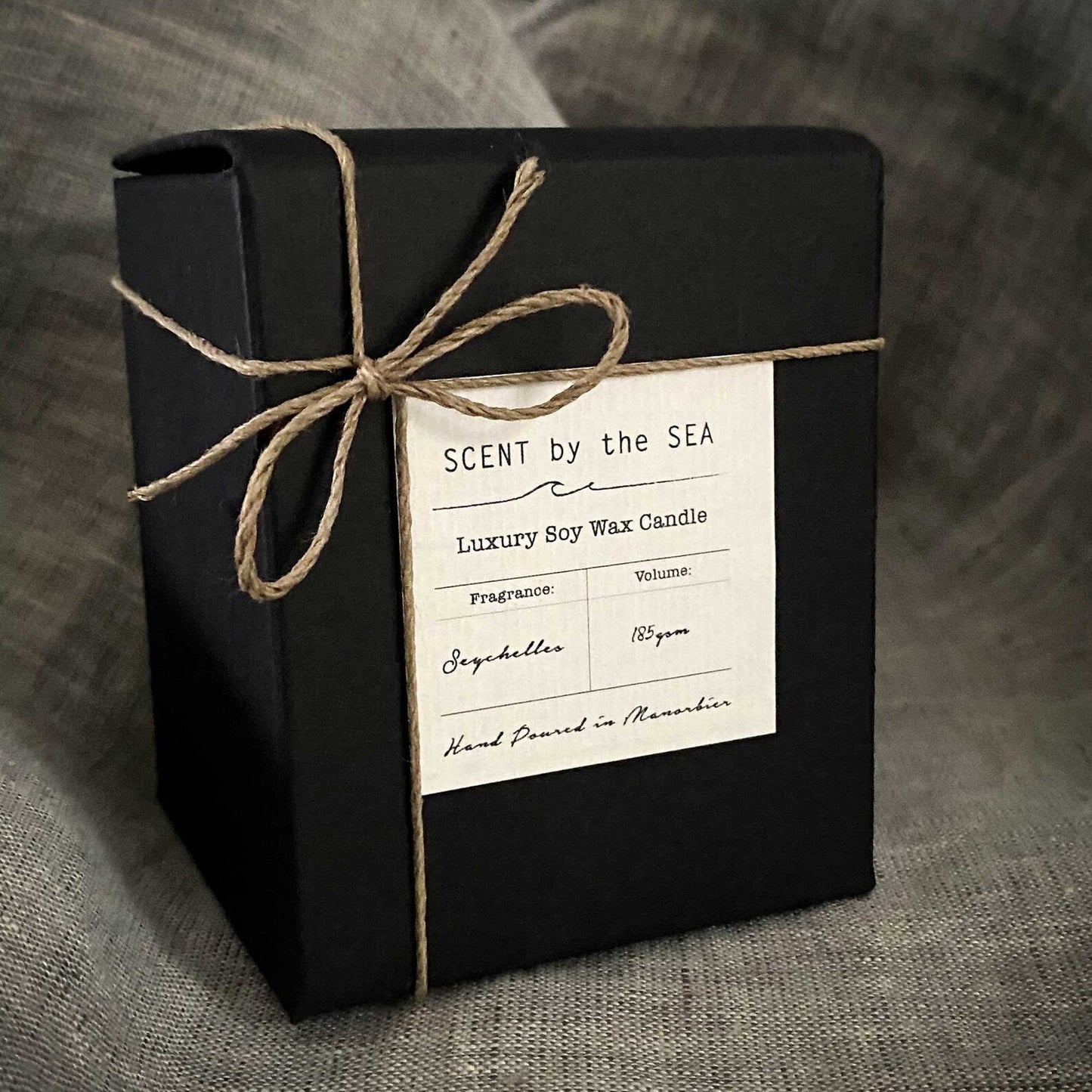 Seychelles | Luxury Soy Wax Scented Candle in Apothecary Jar with Lid | Gift Boxed Candle | Tropical Candle | Holiday Smell