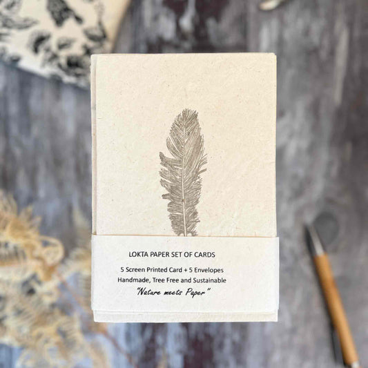 Plume feather design Lokta paper notecard set of 5 with envelopes — handmade sustainable stationery
