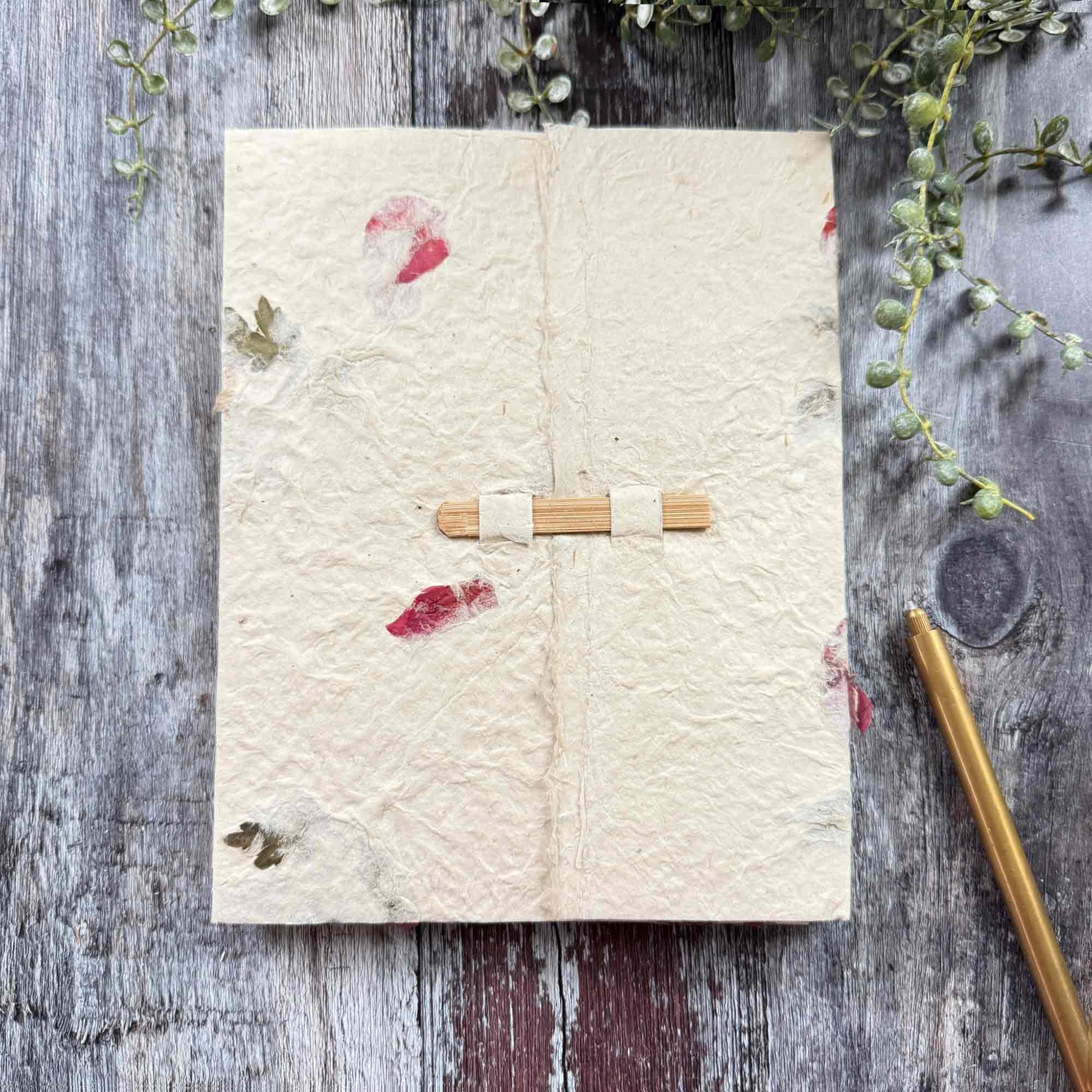The Natural Paper Company Lokta paper letter writing set, 20 sheets 10 envelopes, mugwort and bougainvillea, sustainable eco stationery