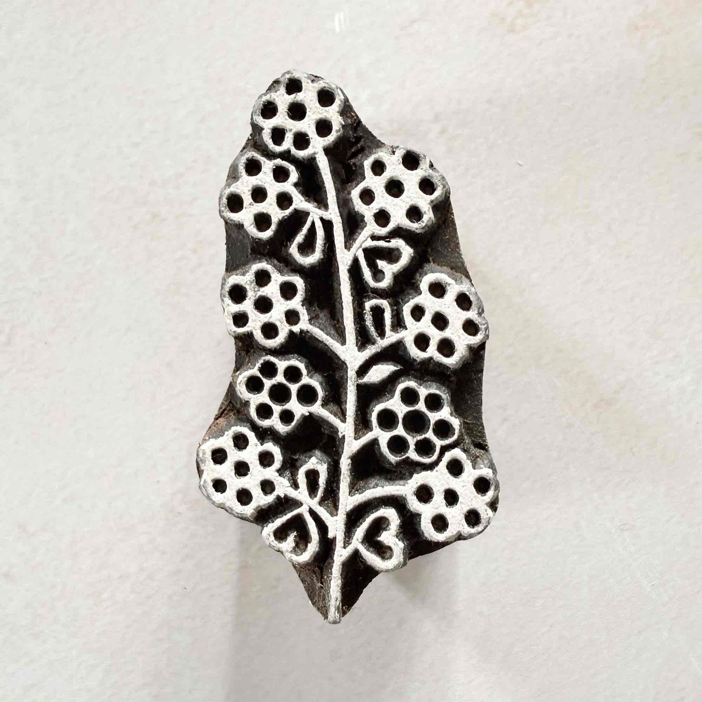 Padma hand-carved Indian wooden stamp with detailed botanical flower pattern, 5cm x 2.5cm
